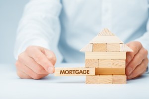 Mortgage lending starts to fall